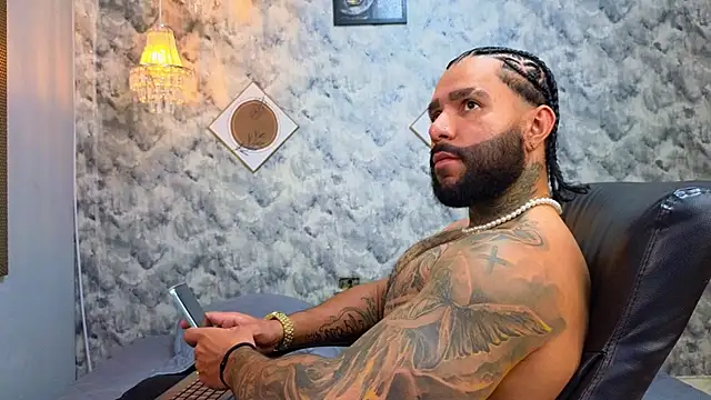 Apolo rousse1 online show from December 21, 8:38 pm