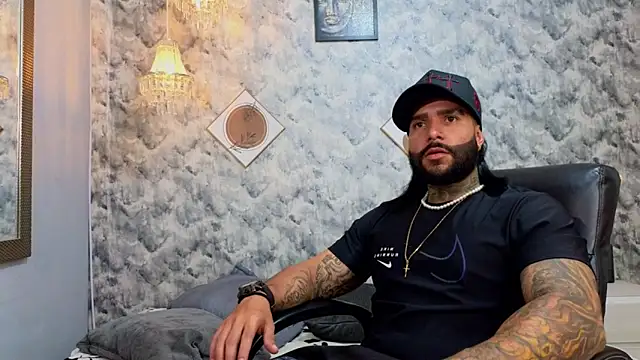 Apolo rousse1 online show from January 7, 10:01 pm