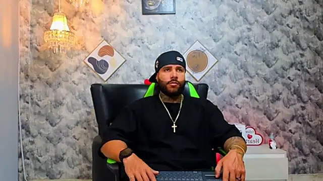 Apolo rousse1 online show from February 20, 9:37 pm