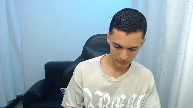 Matiius18 online show from April 10, 2:11 pm