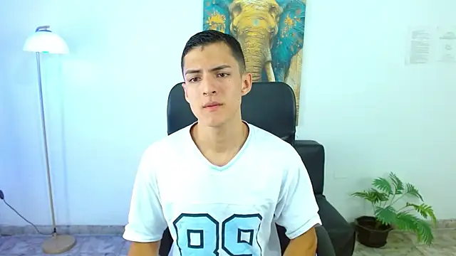 Matiius18 online show from April 13, 2:33 pm