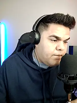 perversus12 online show from February 23, 7:55 pm