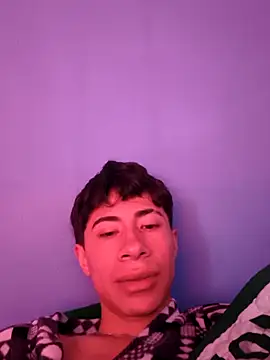 Snapshot of Rolito69 chatting on November 13, 5:12 pm Rolito69 online show from November 13, 5:12 pm