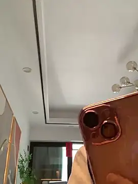 Snapshot of zhizhinaigai chatting on December 19, 6:20 am zhizhinaigai online show from December 19, 6:20 am