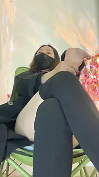 Snapshot of zhizhinaigai chatting on February 9, 5:11 am zhizhinaigai online show from February 9, 5:11 am