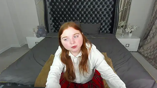 Snapshot of KattyRose8 chatting on October 10, 5:39 am KattyRose8 online show from October 10, 5:39 am