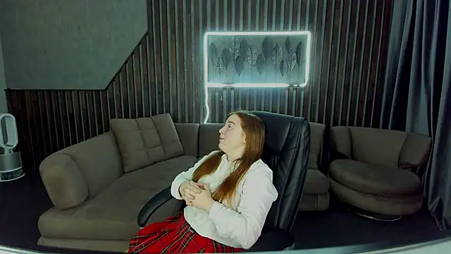 Snapshot of KattyRose8 chatting on October 16, 5:41 am KattyRose8 online show from October 16, 5:41 am