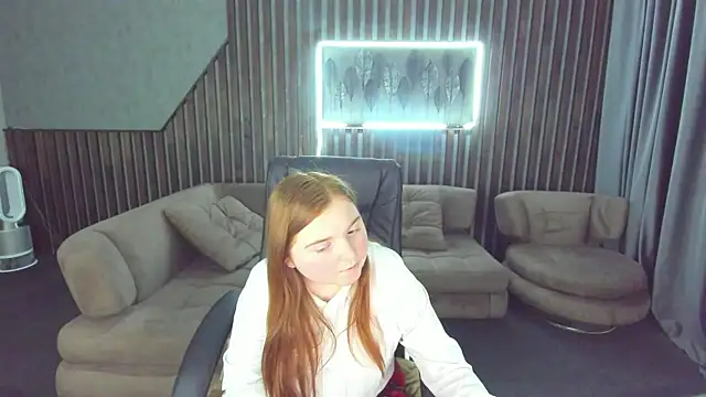 Snapshot of KattyRose8 chatting on October 28, 6:21 pm KattyRose8 online show from October 28, 6:21 pm