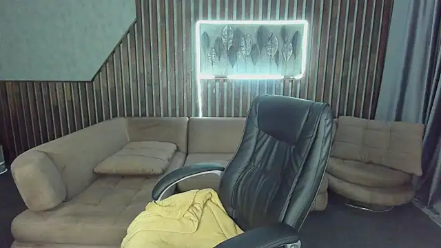 Snapshot of KattyRose8 chatting on November 7, 6:41 pm KattyRose8 online show from November 7, 6:41 pm