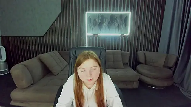 Snapshot of KattyRose8 chatting on November 11, 6:35 am KattyRose8 online show from November 11, 6:35 am