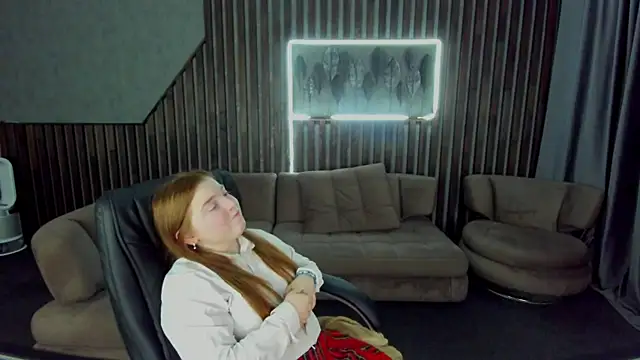 Snapshot of KattyRose8 chatting on November 16, 6:30 am KattyRose8 online show from November 16, 6:30 am