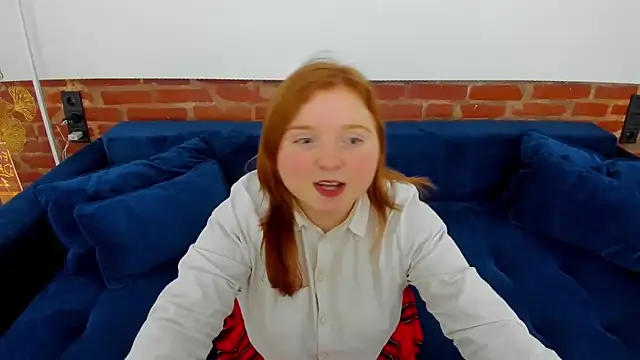 Snapshot of KattyRose8 chatting on November 19, 6:35 am KattyRose8 online show from November 19, 6:35 am