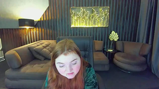 Snapshot of KattyRose8 chatting on May 20, 6:03 pm KattyRose8 online show from May 20, 6:03 pm