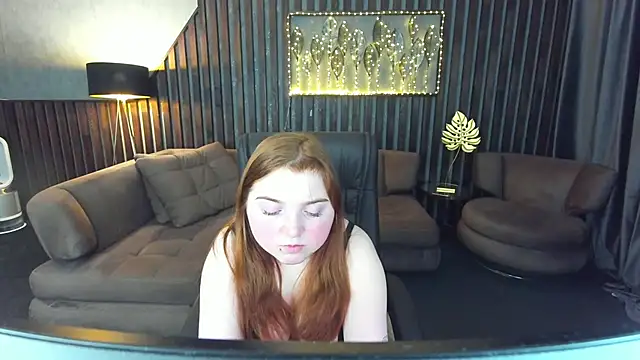 Snapshot of KattyRose8 chatting on May 28, 11:40 am KattyRose8 online show from May 28, 11:40 am