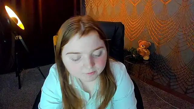 Snapshot of KattyRose8 chatting on June 14, 5:26 pm KattyRose8 online show from June 14, 5:26 pm