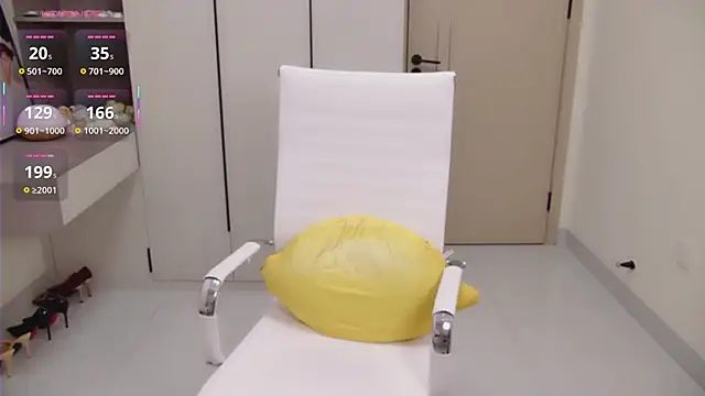 seoYuki online show from October 14, 12:50 pm