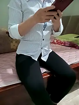 Sweet-Berry89 online show from November 6, 2:01 am