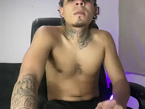 Snapshot of freyva chatting on March 18, 7:33 am freyva online show from March 18, 7:33 am