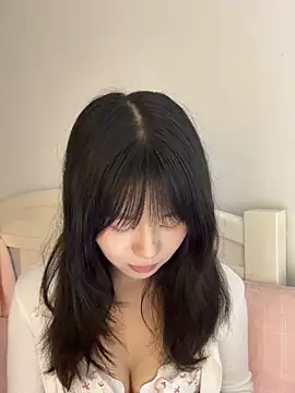 Ella-A9 online show from October 16, 2:40 pm