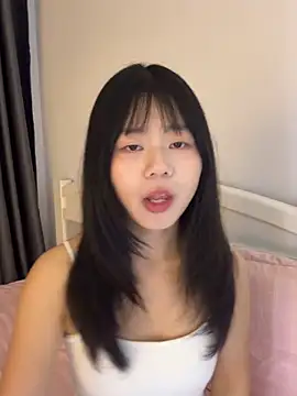 Ella-A9 online show from October 17, 7:05 pm