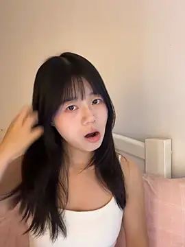 Ella-A9 online show from October 19, 2:50 pm