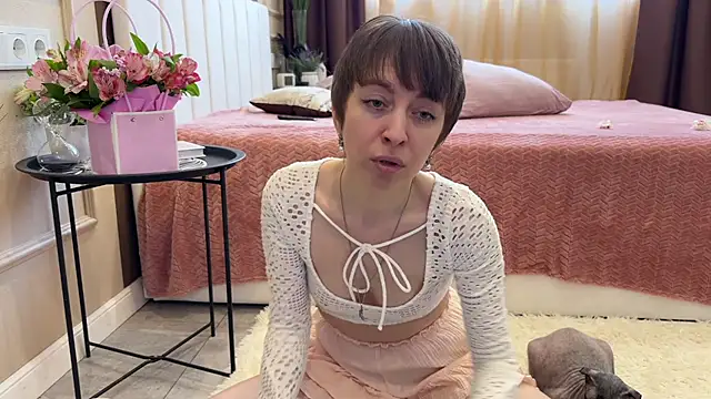 daniellia  online show from March 8, 9:57 am