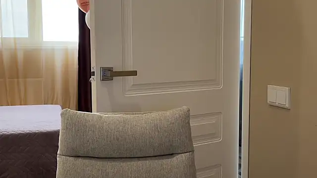 daniellia  online show from March 14, 10:32 am