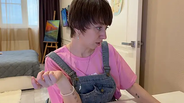 daniellia  online show from March 27, 2:17 pm