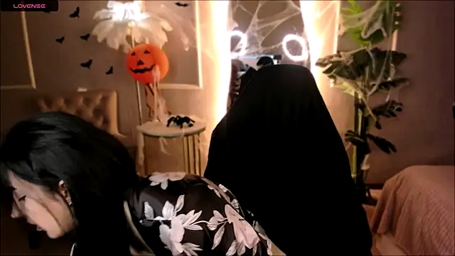 Lii Rose online show from October 29, 8:32 pm