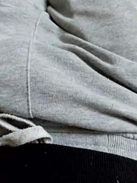 Snapshot of bbbvhhn chatting on November 16, 1:00 am bbbvhhn online show from November 16, 1:00 am