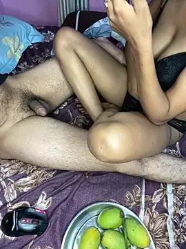 Snapshot of baby_dall chatting on June 24, 11:59 pm baby dall online show from June 24, 11:59 pm