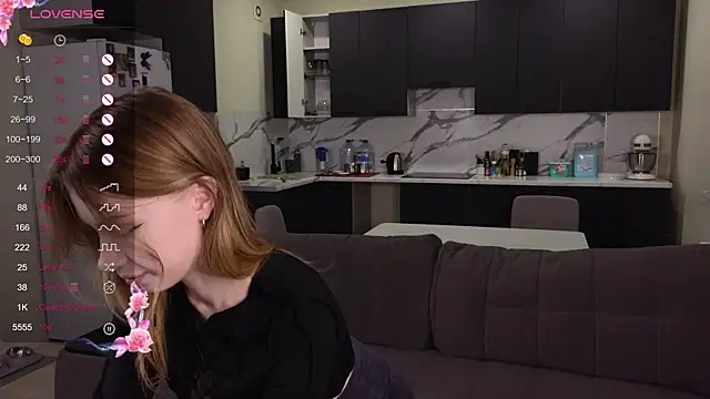 Sara kaya online show from October 22, 6:07 pm