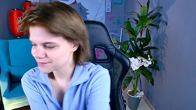 EllieMurler online show from November 9, 9:07 am