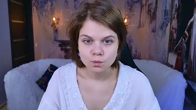 EllieMurler online show from November 26, 9:10 am