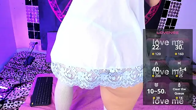 UchikyDoll online show from January 14, 10:25 pm