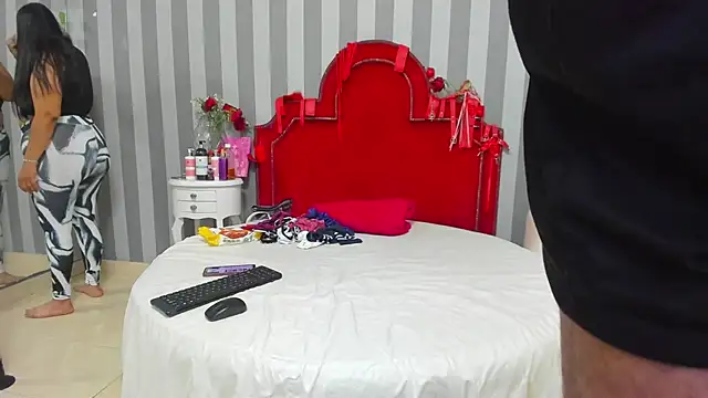 CaroyAndy online show from March 30, 12:39 pm