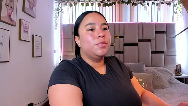 Zoey thompson online show from March 7, 2:36 pm