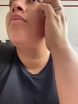 Zoey thompson online show from April 11, 7:40 pm