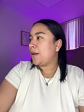 Zoey thompson online show from July 22, 8:11 pm
