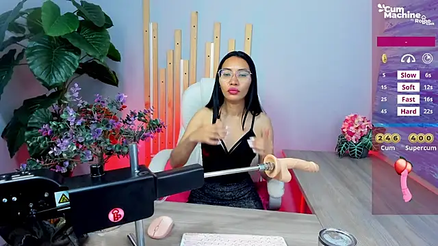 lucyy liiuu online show from September 9, 1:10 pm