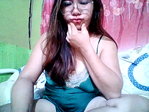 Snapshot of Bianca0516 chatting on June 4, 10:32 am Bianca0516 online show from June 4, 10:32 am