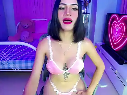 Snapshot of lovemariee chatting on January 9, 2:58 am lovemariee online show from January 9, 2:58 am