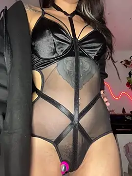 virtualgirlbr online show from June 14, 6:48 am