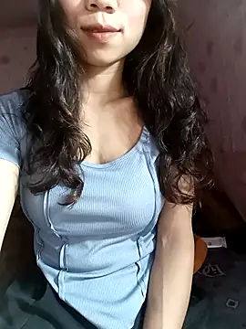 Snapshot of chau1 chatting on May 12, 3:42 pm chau1 online show from May 12, 3:42 pm
