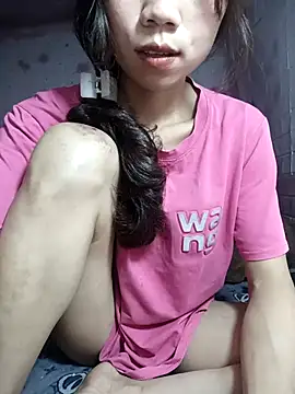 Snapshot of chau1 chatting on May 20, 1:28 pm chau1 online show from May 20, 1:28 pm