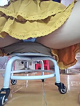 Snapshot of Nail_Yummy chatting on November 6, 12:44 am Nail Yummy online show from November 6, 12:44 am