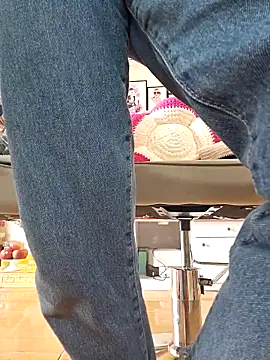 Snapshot of Nail_Yummy chatting on November 20, 12:11 am Nail Yummy online show from November 20, 12:11 am