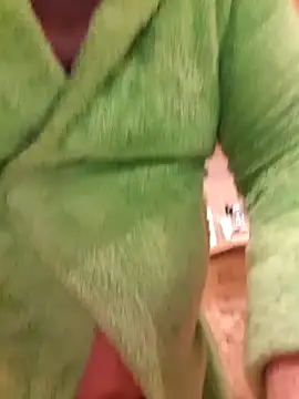 Snapshot of Bols777 chatting on October 18, 5:54 am Bols777 online show from October 18, 5:54 am