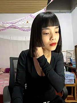 andymi1 online show from October 21, 2:45 am