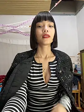 andymi1 online show from November 6, 1:01 pm